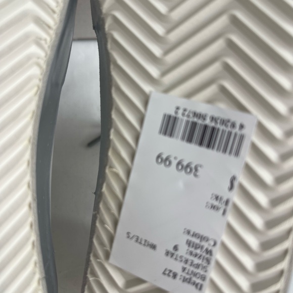 Golden Goose super star silver size 39 for US 8.5 new in box. - Picture 10 of 15